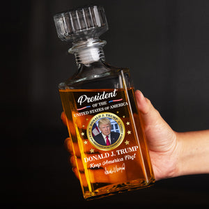 Designed For Heroes - US Patriotic Pride Glass Whiskey Bottle